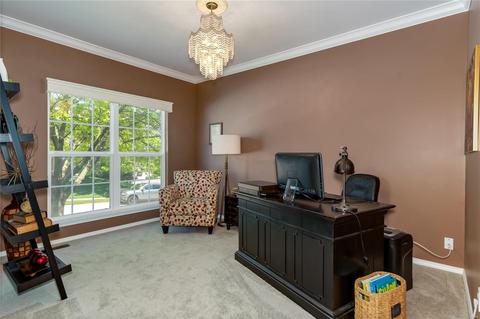 1352 Kiefer Bluffs Dr, Ballwin, MO 63021 photo 5
