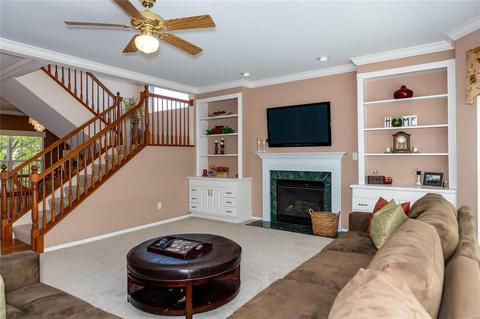 1352 Kiefer Bluffs Dr, Ballwin, MO 63021 photo 13