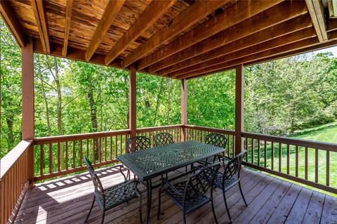 1352 Kiefer Bluffs Dr, Ballwin, MO 63021 photo 31