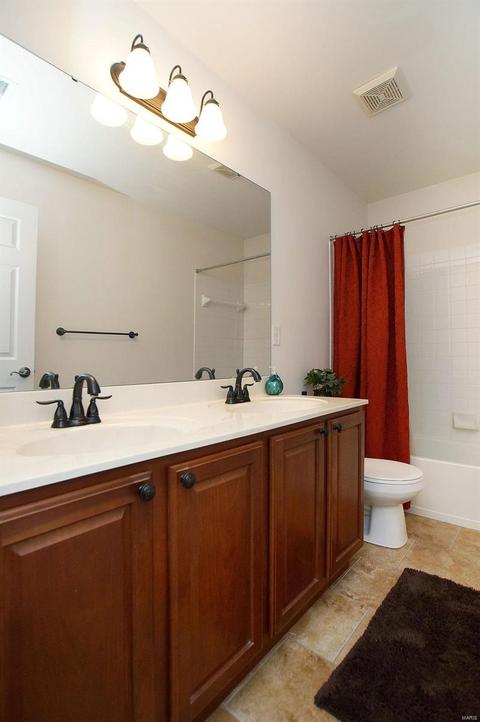 376 Carr Manor Ct, Ballwin, MO 63021 photo 31