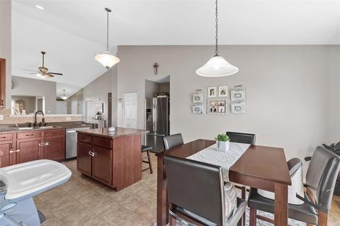 2512 Amber Willow, Lake Saint Louis, MO 63367 photo 11