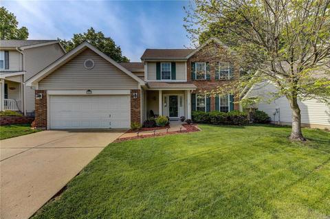 1016 Columbard Dr, Ballwin, MO 63021 photo 1