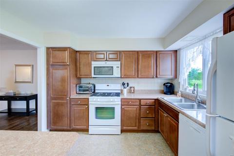 339 Windyoak, Ballwin, MO 63021 photo 7