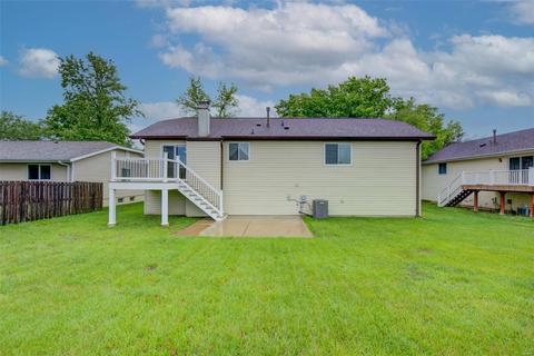 339 Windyoak, Ballwin, MO 63021 photo 2