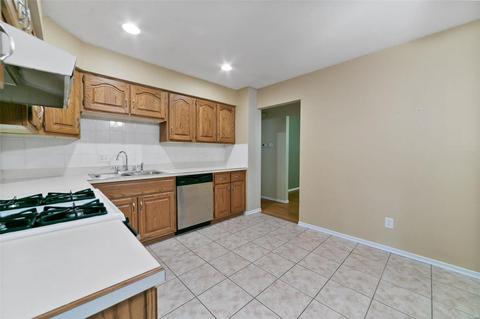 32 James Ct, Ballwin, MO 63021 photo 12