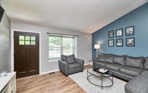 807 Daffodil Ct, O'fallon, MO 63366 photo 3