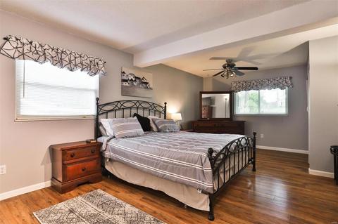 211 Shadyoak Dr, Ballwin, MO 63021 photo 20