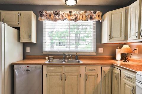 211 Shadyoak Dr, Ballwin, MO 63021 photo 10