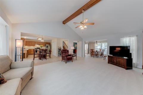 638 Avondale, Saint Peters, MO 63376 photo 10