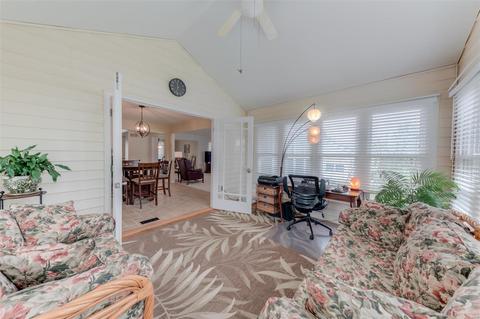 638 Avondale, Saint Peters, MO 63376 photo 17