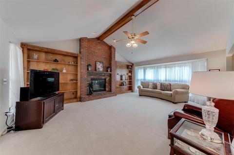 638 Avondale, Saint Peters, MO 63376 photo 8