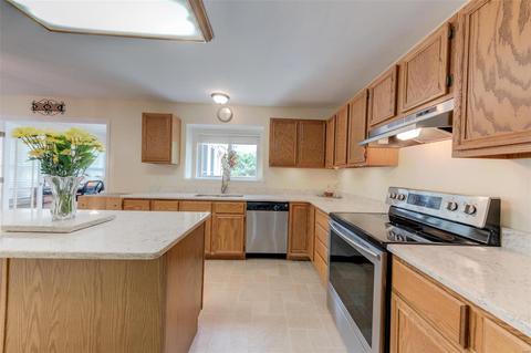 638 Avondale, Saint Peters, MO 63376 photo 14