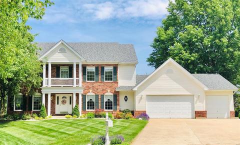 4 Foxbend Ct, Saint Charles, MO 63301 photo 1