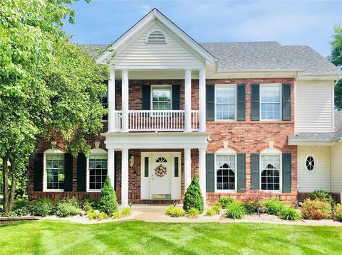 4 Foxbend Ct, Saint Charles, MO 63301 photo 2