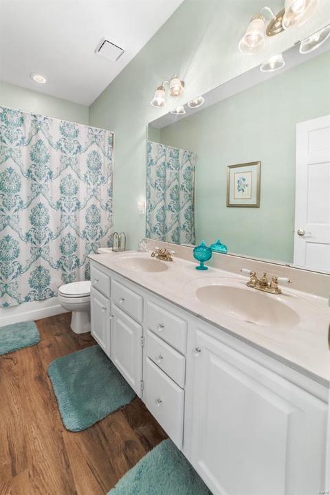 4 Foxbend Ct, Saint Charles, MO 63301 photo 32