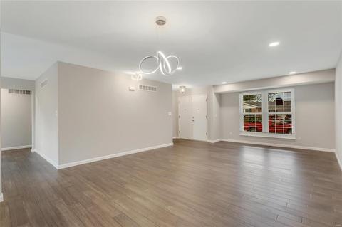 1016 Summer Tree Dr, Ballwin, MO 63011 photo 4