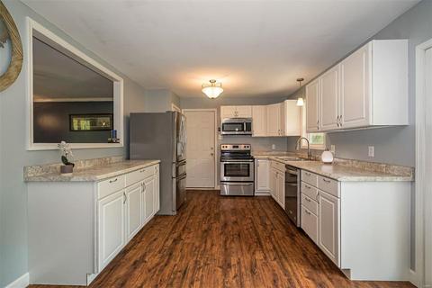 204 Lorene Dr, O'fallon, MO 63366 photo 8