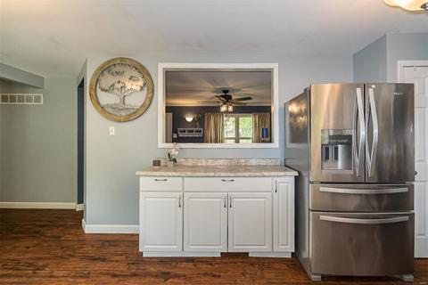 204 Lorene Dr, O'fallon, MO 63366 photo 10