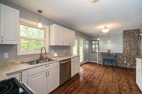 204 Lorene Dr, O'fallon, MO 63366 photo 9