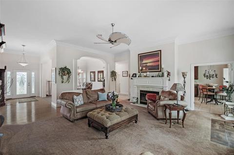 79 Greensburg Ct, Weldon Spring, MO 63304 photo 5