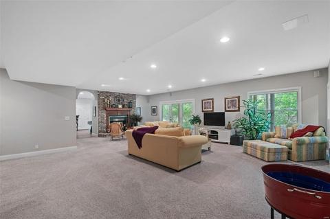 79 Greensburg Ct, Weldon Spring, MO 63304 photo 39