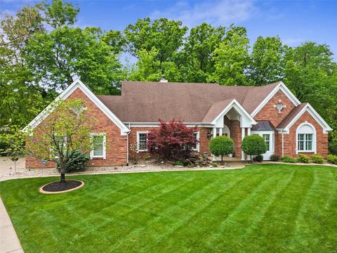 79 Greensburg Ct, Weldon Spring, MO 63304 photo 1