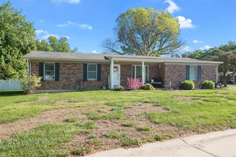 301 Linda Ln, O'fallon, MO 63366 photo 1