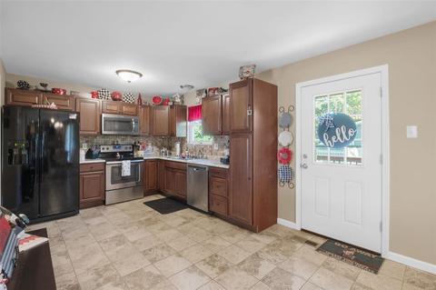 301 Linda Ln, O'fallon, MO 63366 photo 9