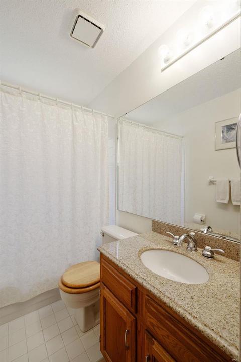 728 Country Stone Ct, Manchester, MO 63021 photo 11