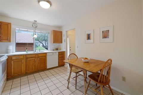 728 Country Stone Ct, Manchester, MO 63021 photo 5