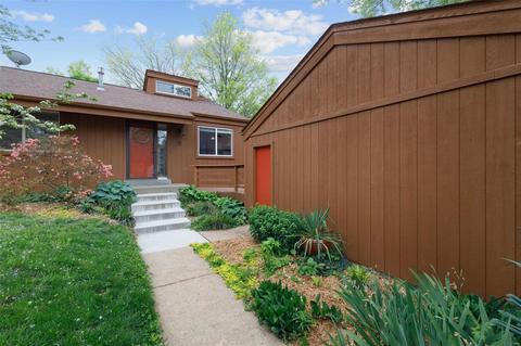 728 Country Stone Ct, Manchester, MO 63021 photo 2