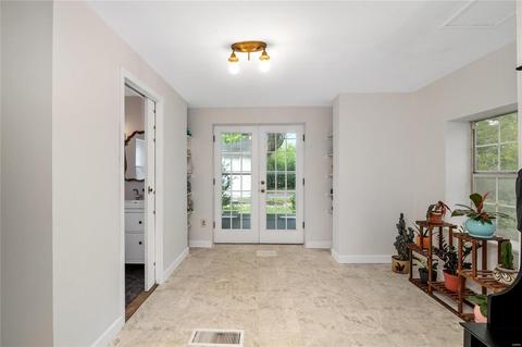 311 Carson Rd, Saint Louis, MO 63135 photo 12