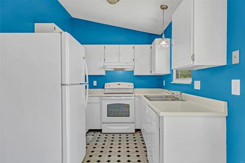 1357 Half Moon Dr, O'fallon, MO 63366 photo 11