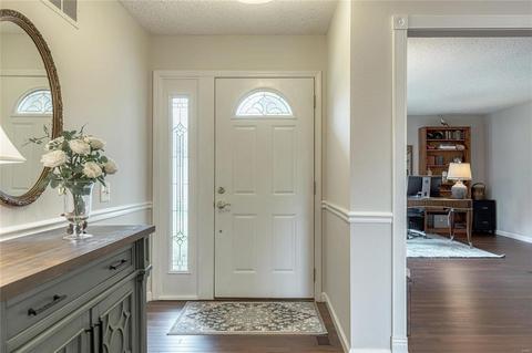 1309 Rusticview, Ballwin, MO 63011 photo 2