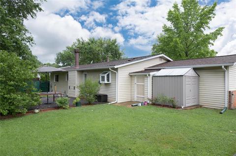 17 Amitie Ln, Manchester, MO 63011 photo 3