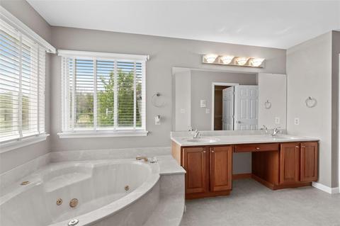 758 Hawk Run Dr, O'fallon, MO 63368 photo 20