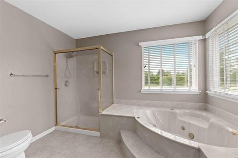 758 Hawk Run Dr, O'fallon, MO 63368 photo 21