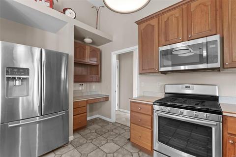 758 Hawk Run Dr, O'fallon, MO 63368 photo 14