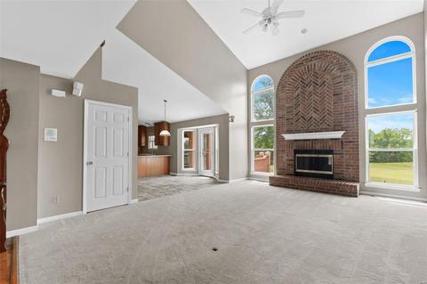 758 Hawk Run Dr, O'fallon, MO 63368 photo 8