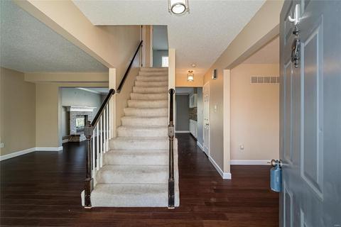 24 Docs Ct, Saint Charles, MO 63303 photo 4