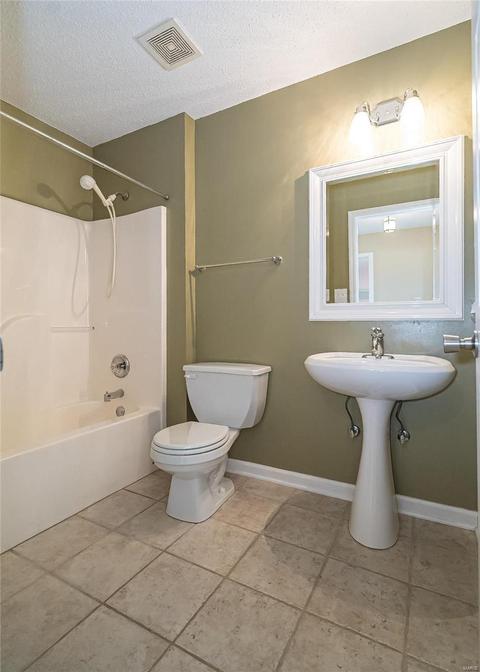 24 Docs Ct, Saint Charles, MO 63303 photo 31