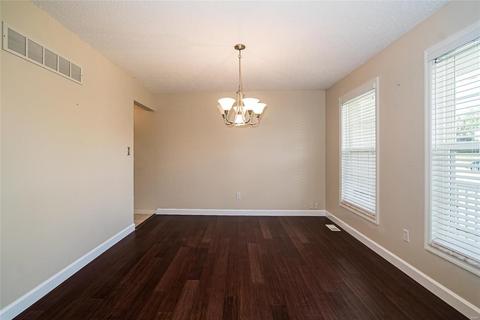 24 Docs Ct, Saint Charles, MO 63303 photo 6