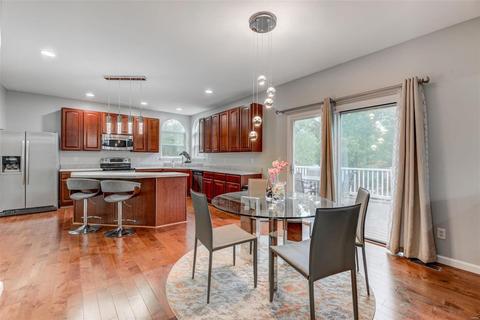 1334 Arbor Bluff Cir, Ballwin, MO 63021 photo 6