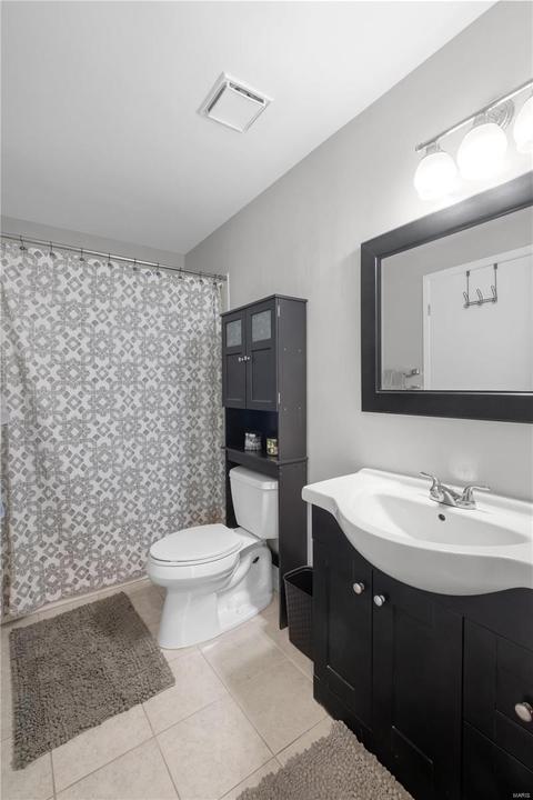 2323 Laredo Dr, O'fallon, MO 63368 photo 15