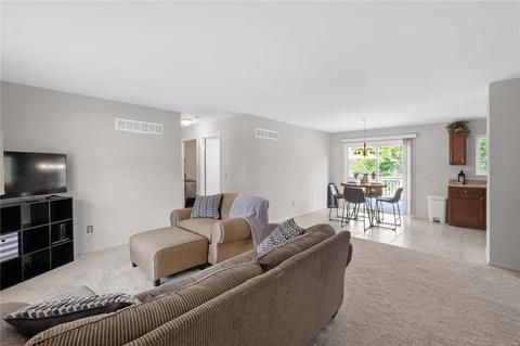 2323 Laredo Dr, O'fallon, MO 63368 photo 4
