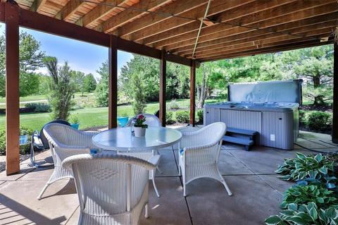 700 Hawk Run Dr, O'fallon, MO 63368 photo 2