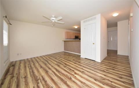 743 Hyde Dr, O'fallon, MO 63366 photo 3