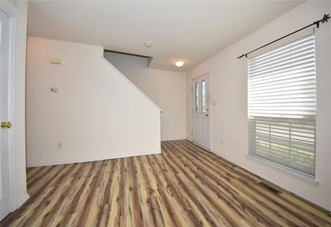 743 Hyde Dr, O'fallon, MO 63366 photo 7