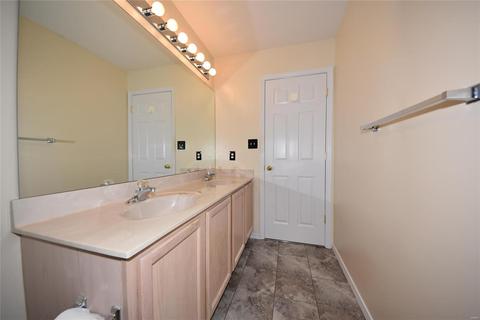 743 Hyde Dr, O'fallon, MO 63366 photo 21