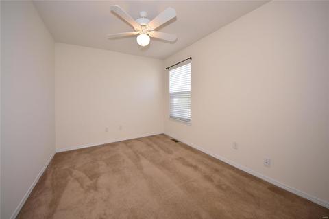 743 Hyde Dr, O'fallon, MO 63366 photo 4